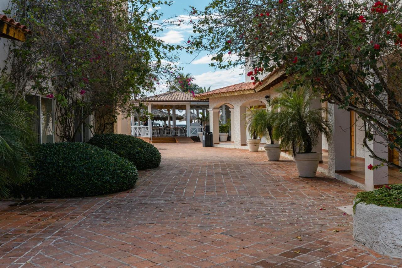 Hotel Palmera Bayahibe Exterior photo